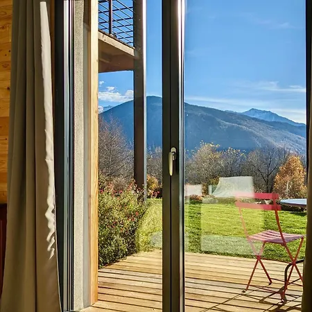 Balcons De - D'hotes - En Montagne Bed & Breakfast